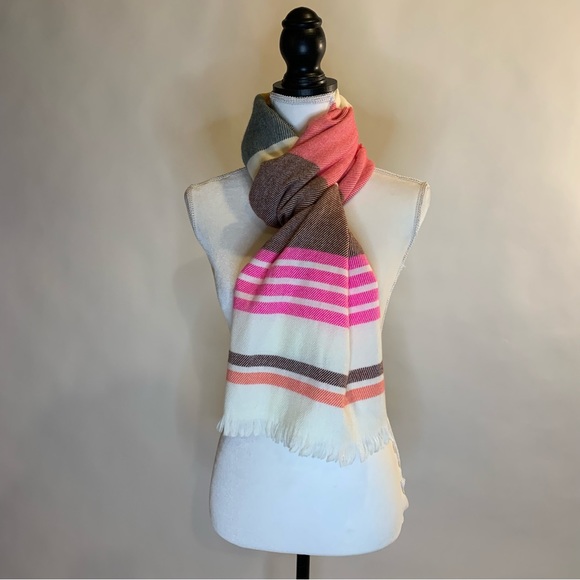 GAP Cozy Multicolor Stripe Fringe Scarf - Picture 4 of 9